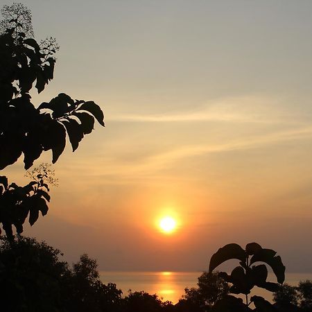 The Somayan Bungalows Batununggul Esterno foto