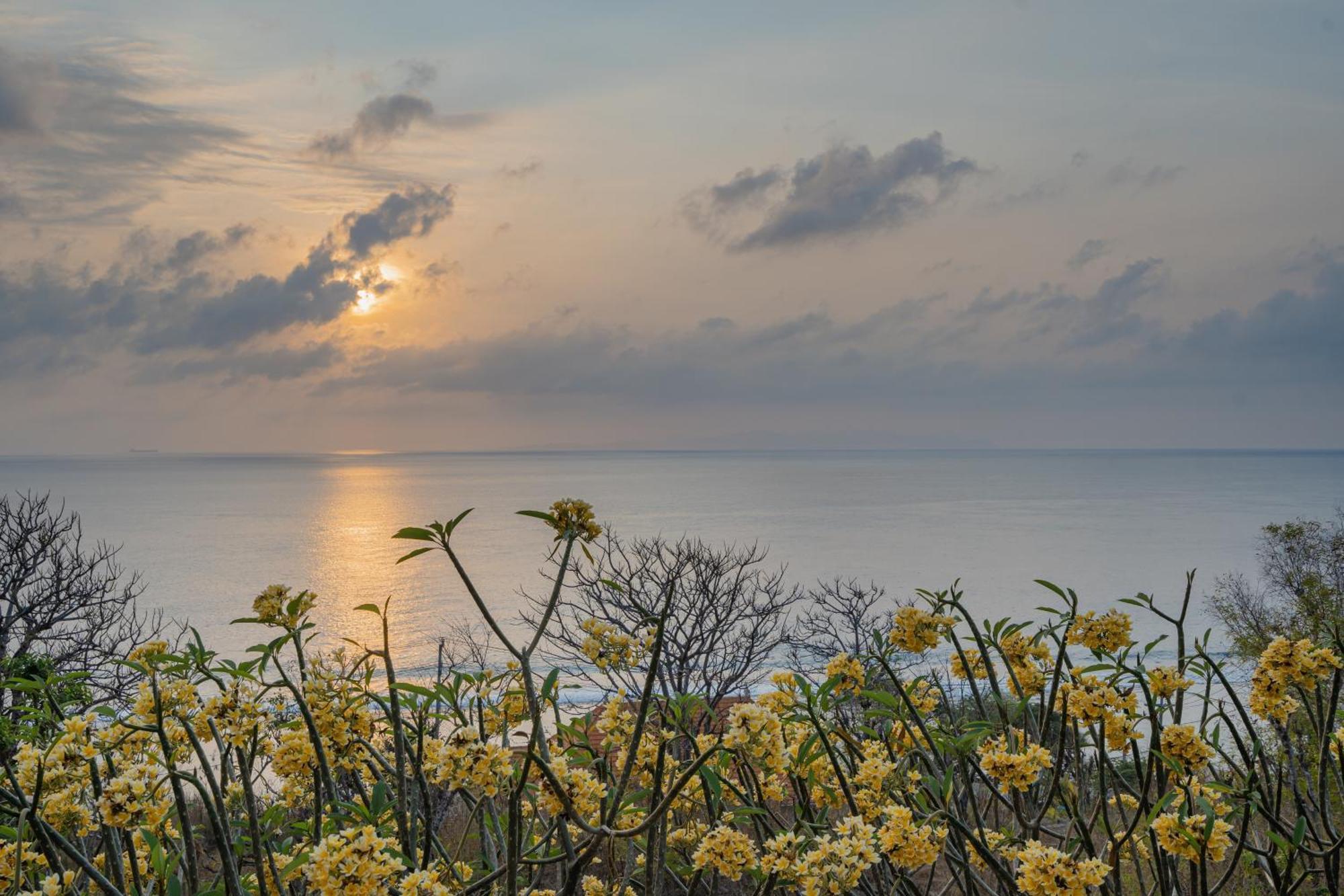 The Somayan Bungalows Batununggul Esterno foto